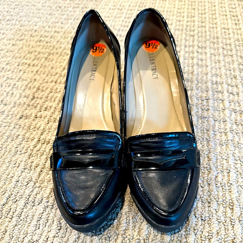 Ellen Tracy wedges size 9 1/2